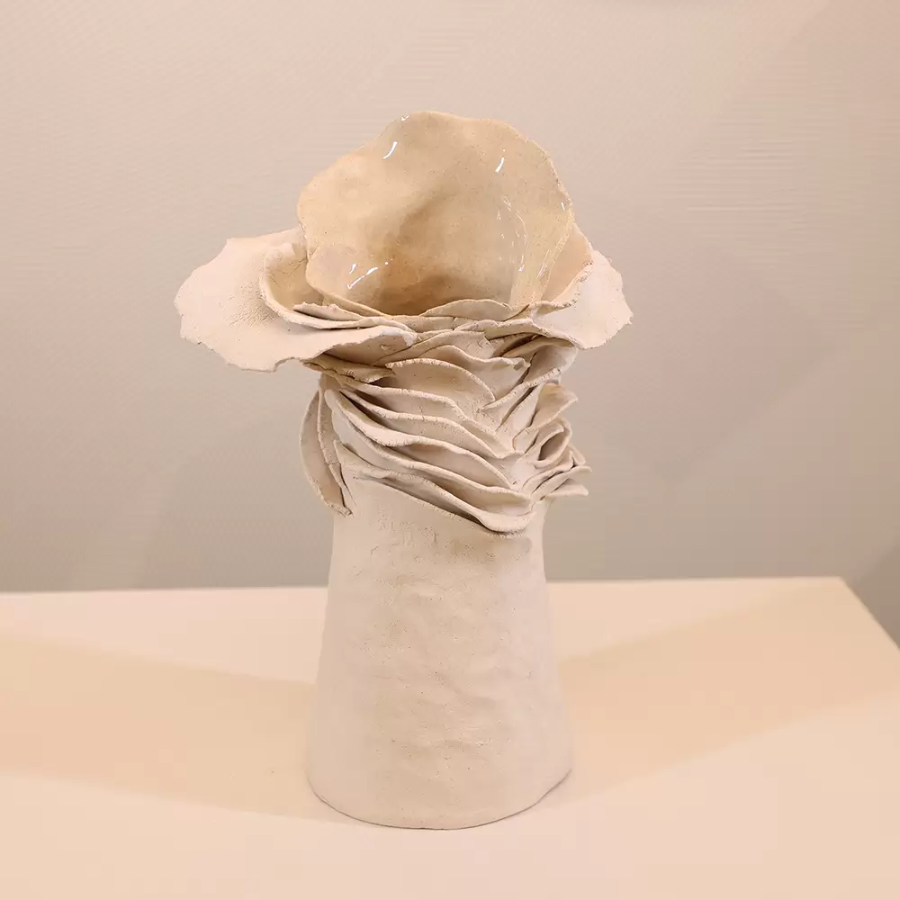 BLOSSOM VASE